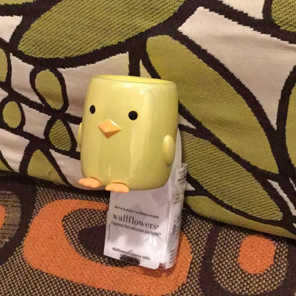 Bath & Body Works Other - NWT 🐣 Bath and Body Works Easter Chick Wallflower Plug